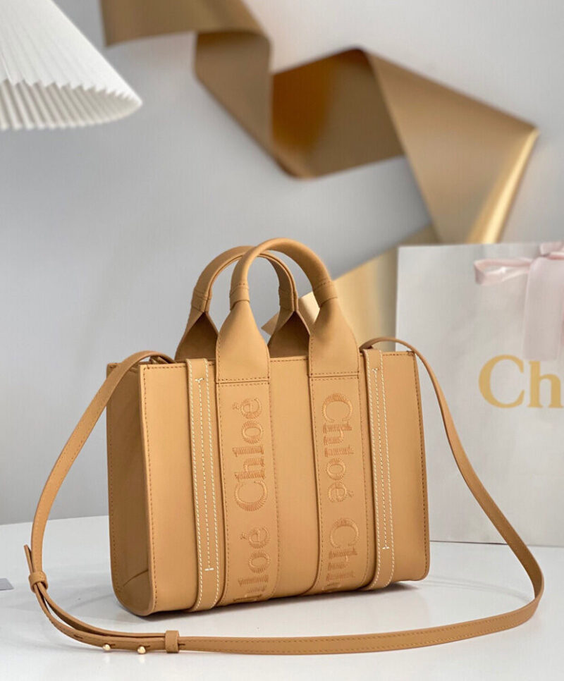 Chloe Small Woody Tote Bag
